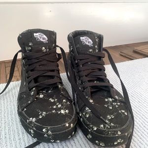Vans black and white floral shoes